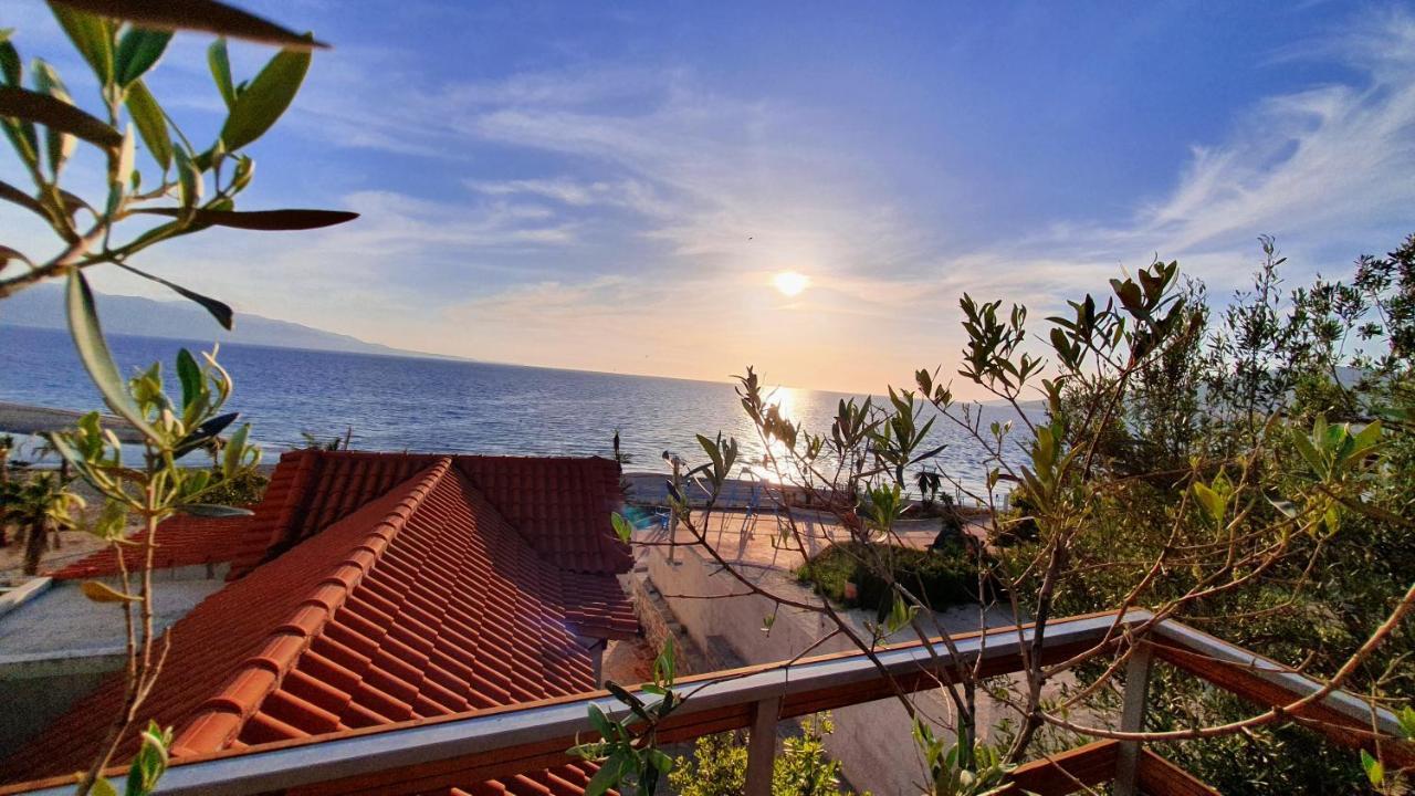 Villa Skenderi Sarandë 外观 照片
